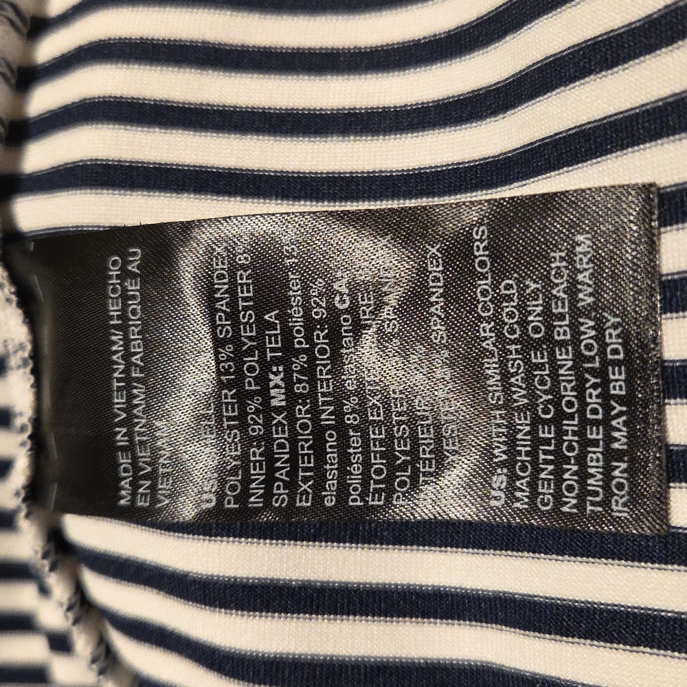 Chico's ZENERGY Blue and white  Jacket, Hooded  Matching Skort - Picture 8 of 8